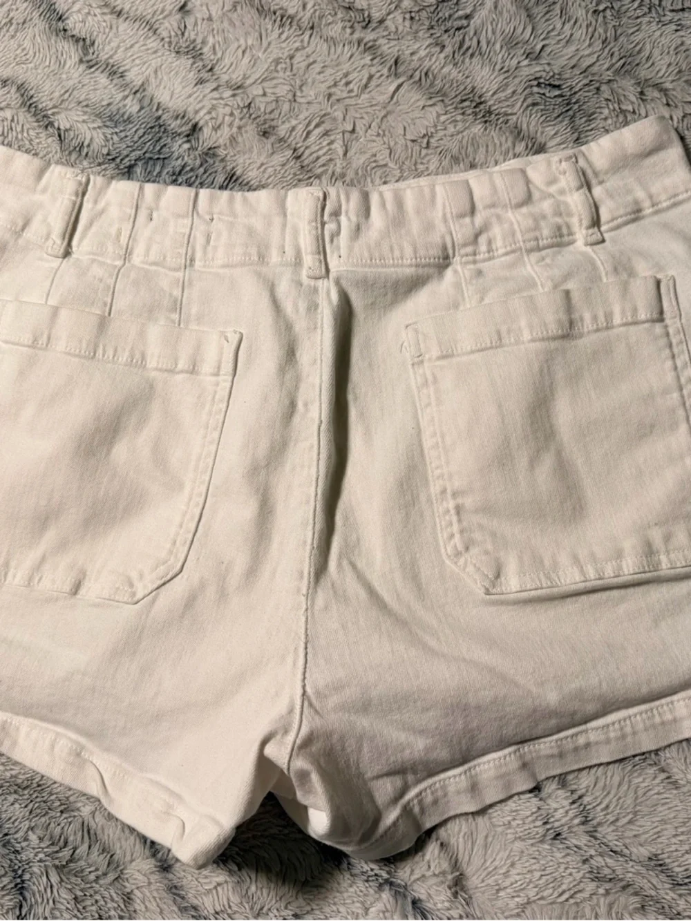 Anthropologie White High-Rise Jean Shorts - Picture 6 of 9